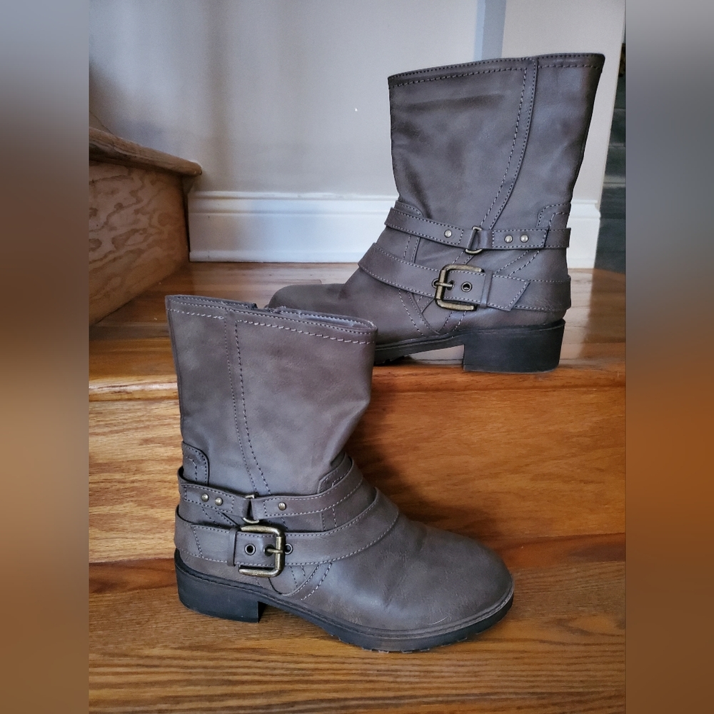 Biker booties!
